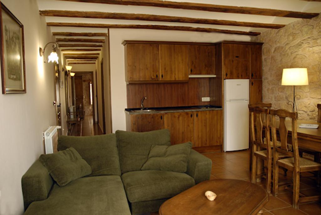 Parador De Santa Rita Molina de Aragon Exterior foto