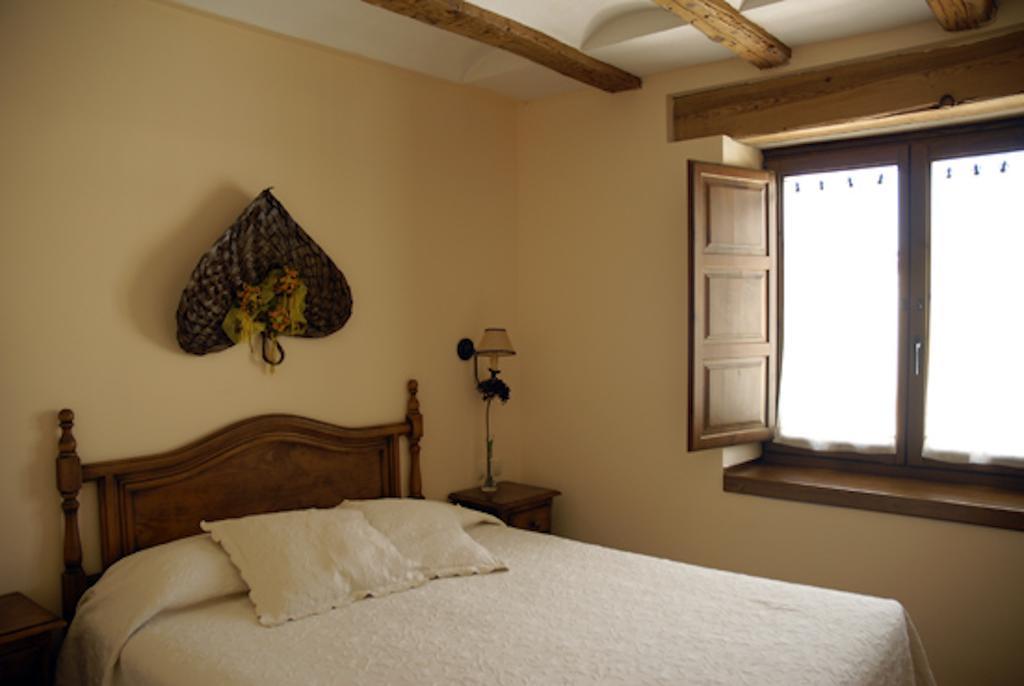 Parador De Santa Rita Molina de Aragon Exterior foto